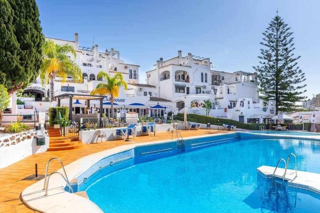797 Hr - Pueblo Evita- Andalusian Apartment With Terrace. Benalmádena Eksteriør billede
