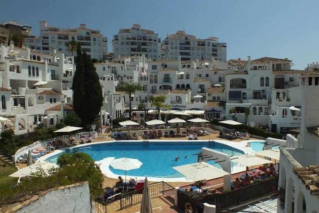 797 Hr - Pueblo Evita- Andalusian Apartment With Terrace. Benalmádena Eksteriør billede